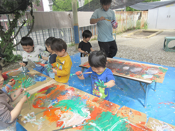 3･4･5歳児の一日-造形活動