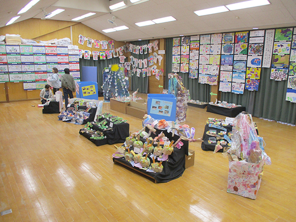 みてみて展
